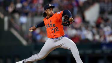 Alimber Santa finishes Astros' no-hitter in MLB debut