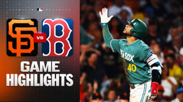 Contreras, Abreu power Red Sox to 6-4 win