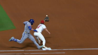 Pasquantino's RBI fielder's choice after review