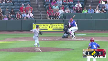 Deniel Ortiz singles on a line drive to right fielder Alex McCoy. Jesús Báez scores. Josiah Ragsdale to 3rd.