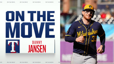 Danny Jansen signs deal with Rangers