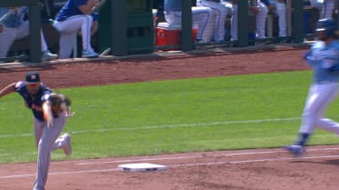 José Abreu tosses glove at ball