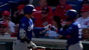 Shohei Ohtani trae con sac fly