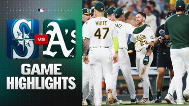 Donovan Walton walks it off in extras for the A's