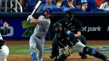 Adam Frazier's two-run double