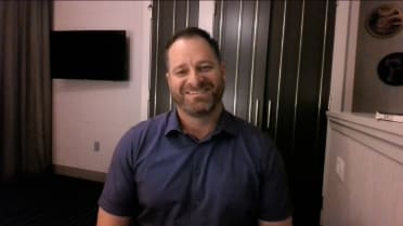 Stephen Vogt wins second consecutive AL MOY Award