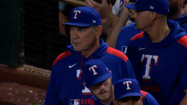Bochy ties Baker for 7th place on all-time wins list
