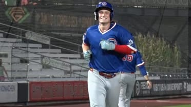 Josiah Hartshorn's solo home run in playoff opener