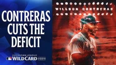 Willson Contreras la saca 