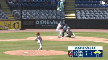 Anthony Huezo doubles (6) on a sharp line drive to left fielder Luis Guanipa. Kyle Walker scores. Jack Moss out at 3rd on the throw, left fielder Luis Guanipa to shortstop Alex Lodise to third baseman Colby Jones to catcher Colin Burgess to third baseman Colby Jones. Anthony Huezo to 3rd.