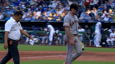 Trevor McDonald leaves game in the bottom of the 5th