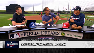 Doug Mientkiewicz on AL coaching staff and more