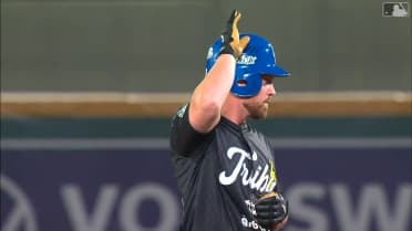 Doblete productor de Riley Unroe 