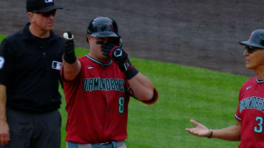 James McCann impulsa con sencillo