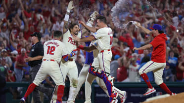 10/6/24: Phillies walk off the Mets in Game 2