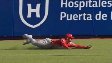 José Ramos' spectacular diving catch