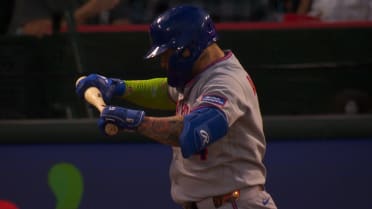 Francisco Alvarez strikes out, fails to break his bat