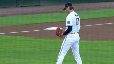 Bailey Ober strikes out Dominic Smith