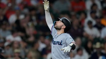 Joe Mack's two-run home run (9)