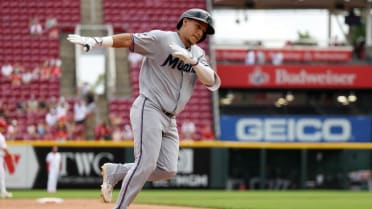 Javier Sanoja's three-run home run (5)