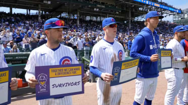 Wrigley Field en apoyo a 'Cubs for a Cure'
