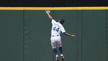 Julio Rodríguez's running catch