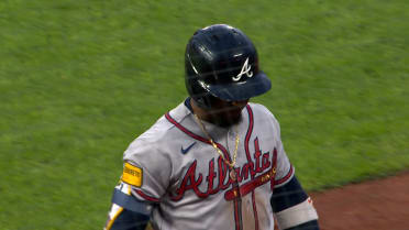 Elevado de sacrificio de Ozzie Albies 