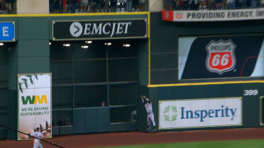 Harrison Bader's leaping catch
