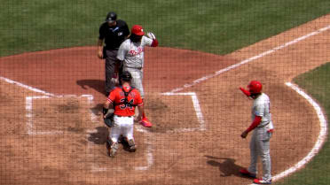 Felix Reyes' three-run homer
