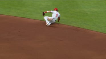 Bryson Stott's spinning play