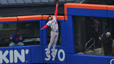 James Wood robs the Mets in right field twice