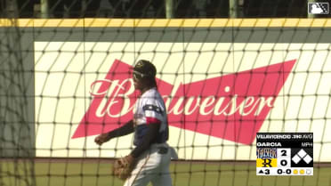 Antonio Pimentel's spin and throw play