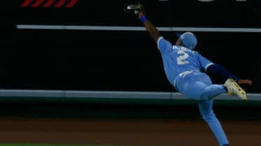 Tyler Tolbert wins Play of the Week for diving catch