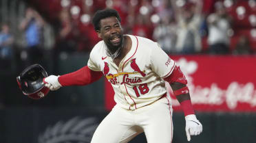 Jordan Walker lo gana con doble de oro de 2 carreras