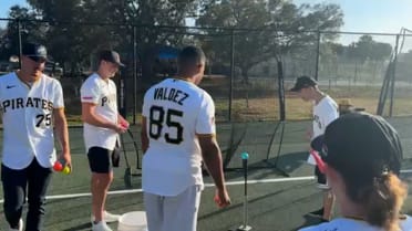Pirates Charities host Miracle League at fantasy camp