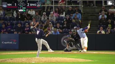 Tyrone Taylor's solo home run