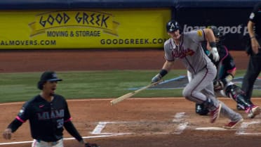 Sean Murphy singles for Braves' lone hit