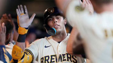 Christian Yelich da HR de 2 rayas