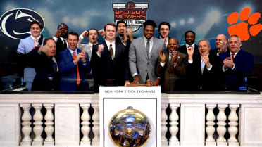 Pinstripe Bowl participants ring Opening Bell
