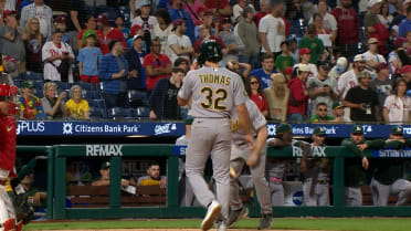 Darell Hernaiz's bases-loaded walk