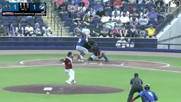 Robert Arias triples (1) on a fly ball to right fielder Pedro Ibarguen. Yaikel Mijares scores.