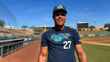 Esmerlyn Valdez discusses his success in Fall League