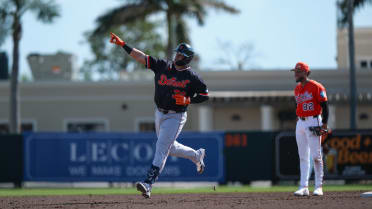 Eduardo Valencia's two-run homer