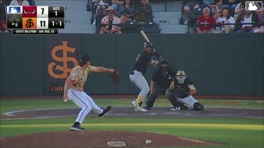 Jorge Quintana homers (2) on a fly ball to left field.