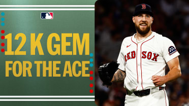 Garrett Crochet poncha 12