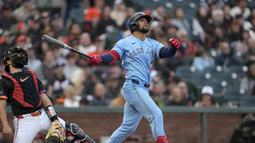 Jonatan Clase's three-run homer (1)