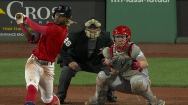 Raimel Tapia's RBI single