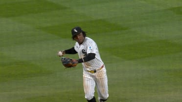 Luisangel Acuña's play from the grass