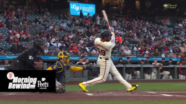 Giants score 13 runs vs. Brewers