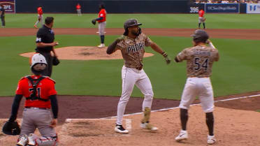 HR de 3 carreras de Fernando Tatis Jr.